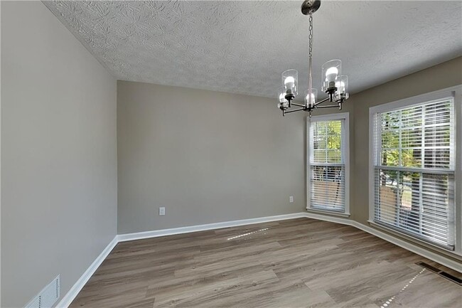 Photo - 3 Maplelake Dr