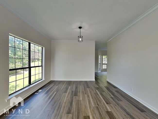 Photo - 1121 Holt Hills Pl