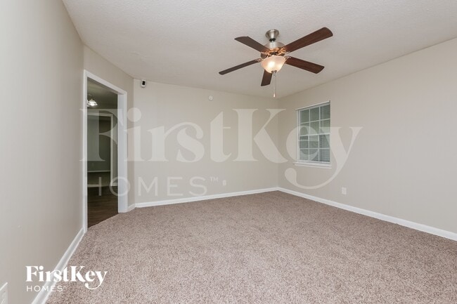 Photo - 2017 Rodeo Ct SE