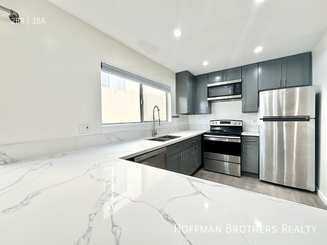 Photo - 1206 S Holt Ave Unidad 1