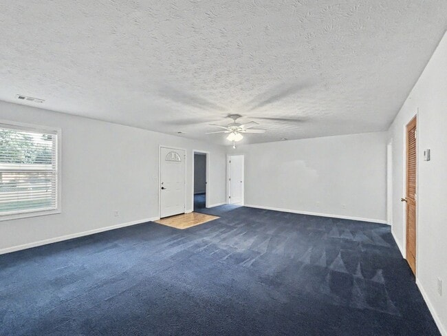 Photo - 560 Lee Byrd Rd
