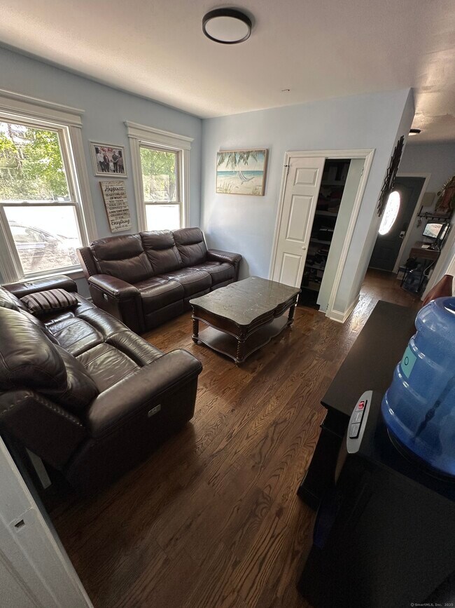 Photo - 16 Charron St Unit 1