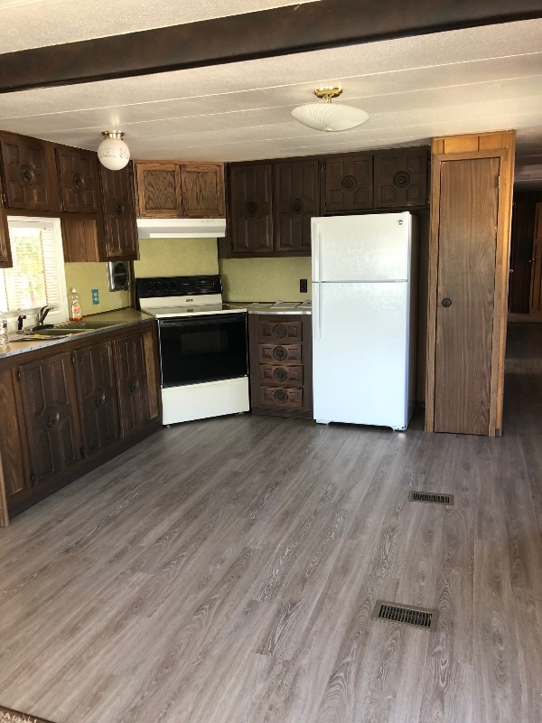 Photo - 3671 Beacon Loop