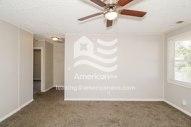 Photo - 30 Burdock Cir