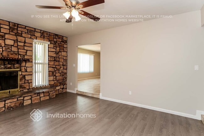 Photo - 4907 S Park Dr