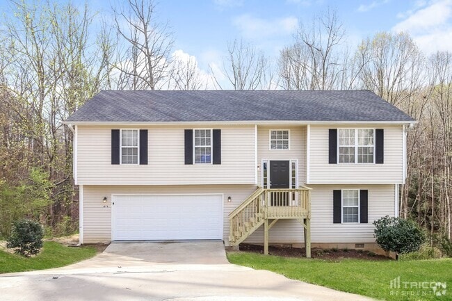 Building Photo - 1078 Bridle Creek Dr Rental