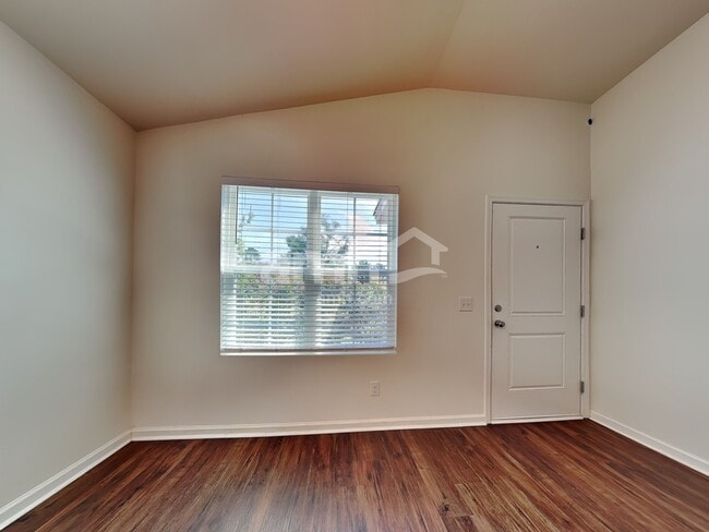 Photo - 43 Blackberry Cir