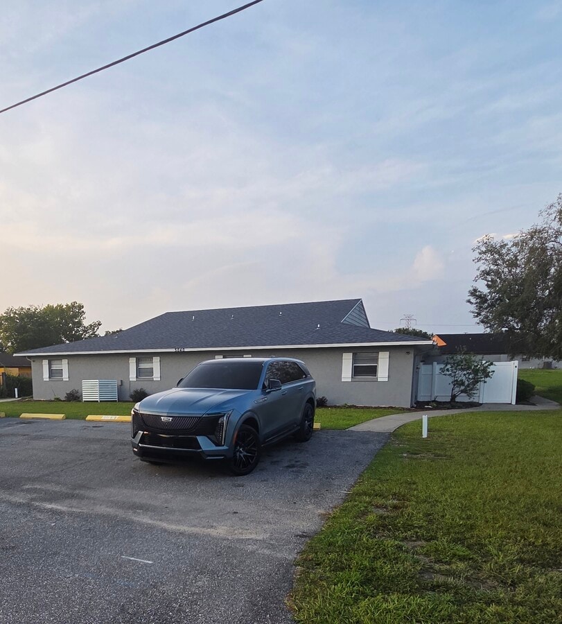 Photo - 5040 SE 30th St