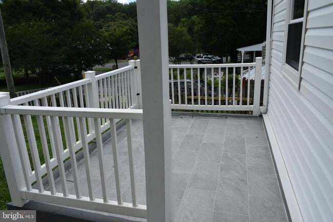 Photo - 12323 Dewey Rd