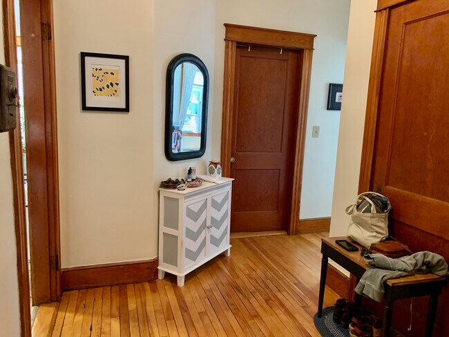 Photo - 21 Fessenden St Unidad 19-1