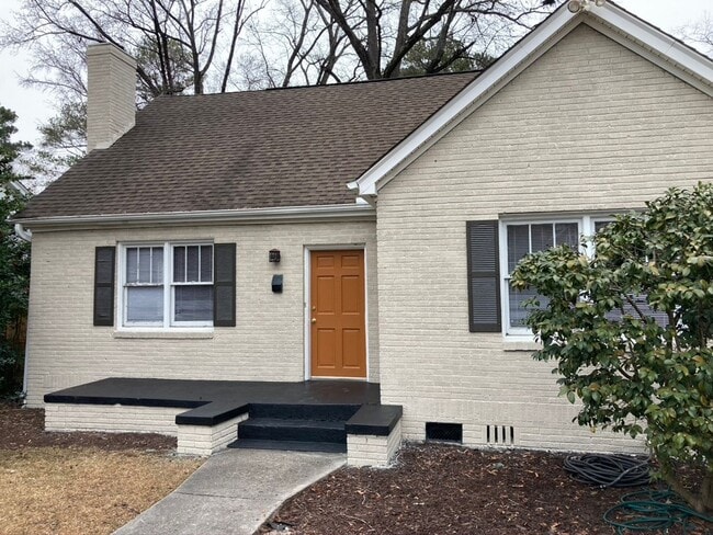 Building Photo - 2831 Burney Dr Unit 2831