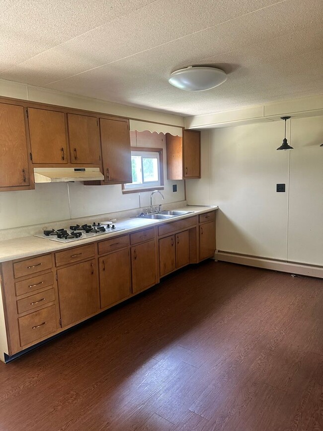 Photo - 3 Bed / 1.5 Bath Single-Family Home – Near Shippensburg Borough