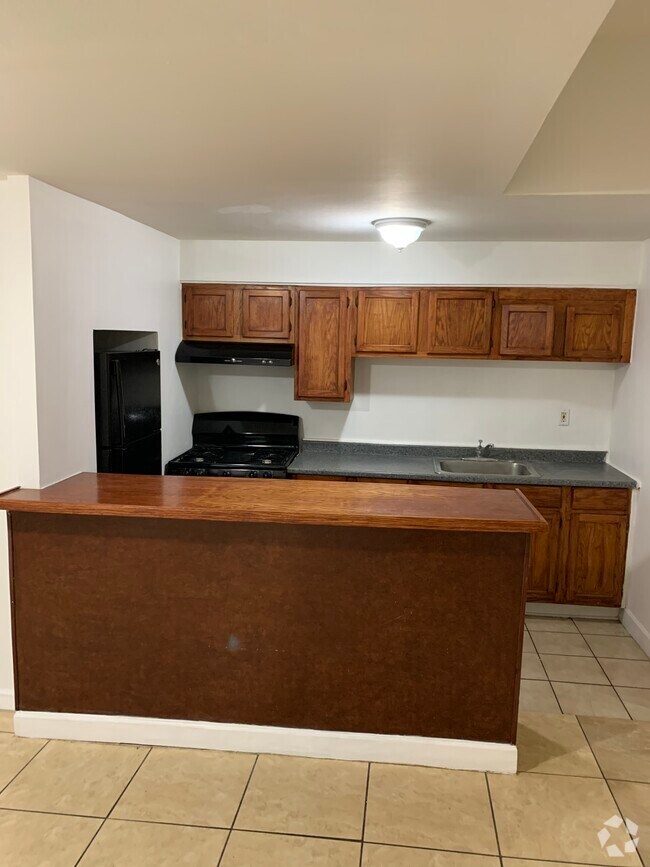 Montclare Apartments for Rent Chicago IL
