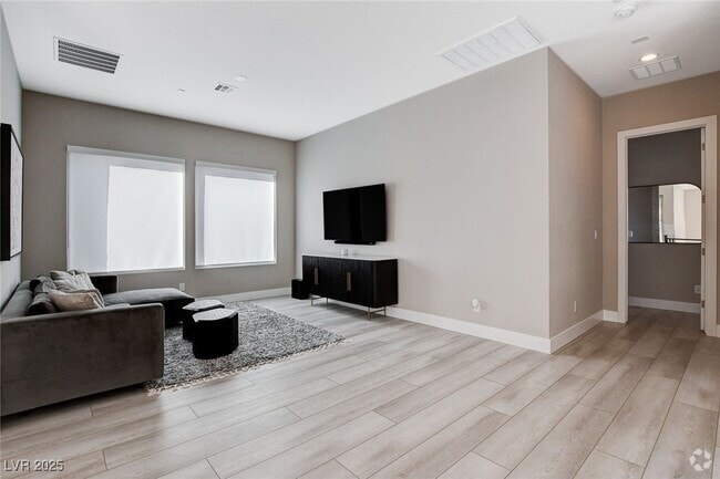 Building Photo - 5289 Feathertop Dr Rental