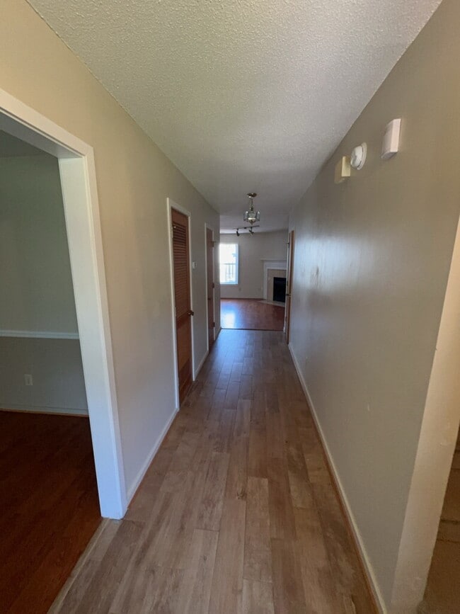 Photo - 2915 Cathedral Ln