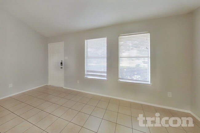 Photo - 1403 Glens Ferry Ln