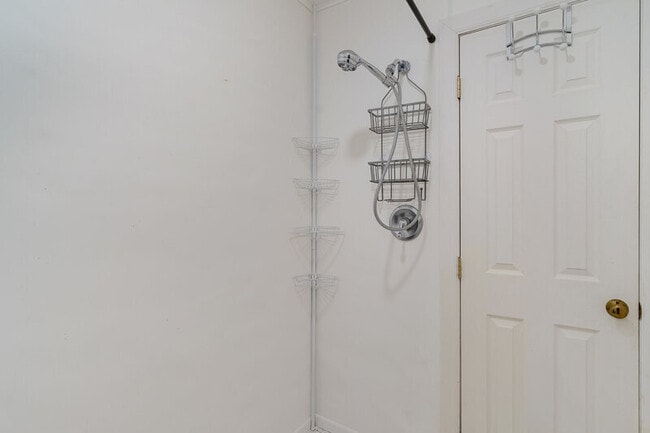 Photo - 6525 39th Ave SW