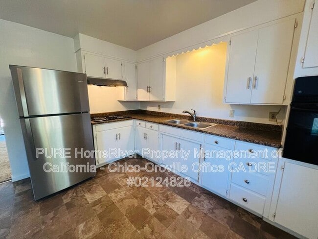 Photo - 9210 Goodspeed St