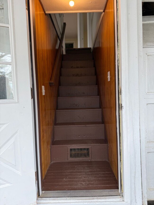 Photo - 31 Chapel St Unit 31 Chapel St Apt G