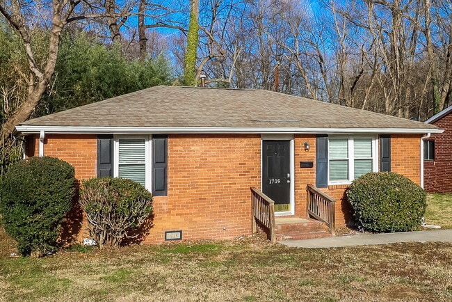 Photo - 1709 Purser Dr