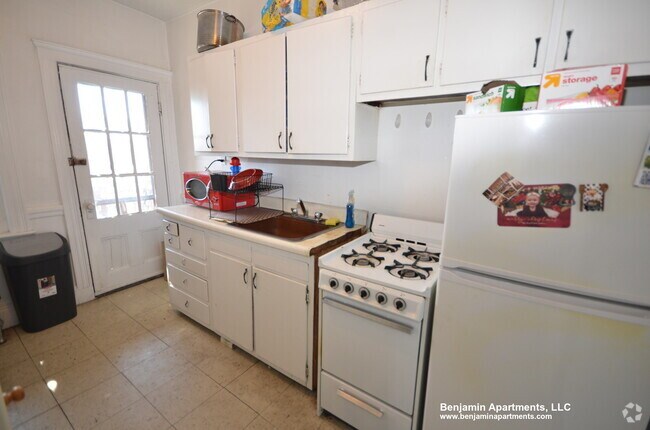 Building Photo - 128 Washington St Unit 56 Rental