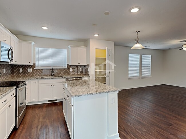 Photo - 4537 N Alester Ave