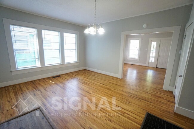 Photo - 4335 Jackson St