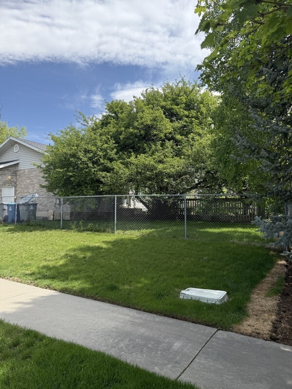 Photo - 938 E 1420 N
