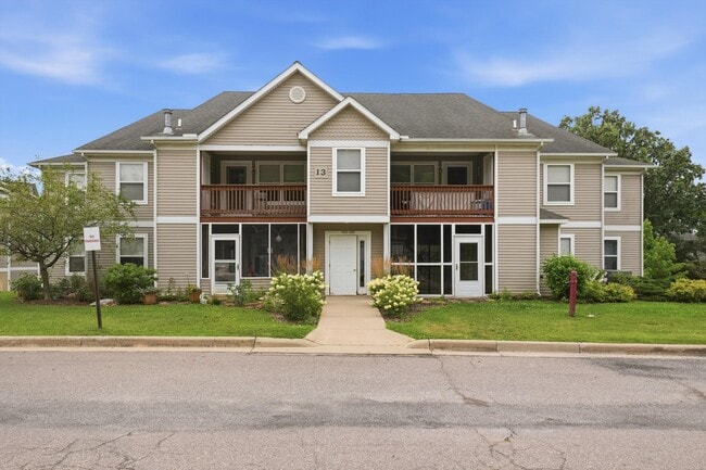 Photo - 1335 Millbrook Trail