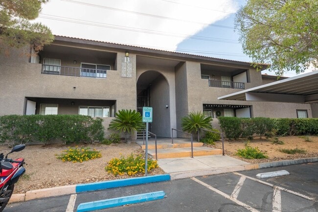For Rent – 1 Bed, 1 Bath Condo Near Durang... - For Rent – 1 Bed, 1 Bath Condo Near Durang... Unit 203