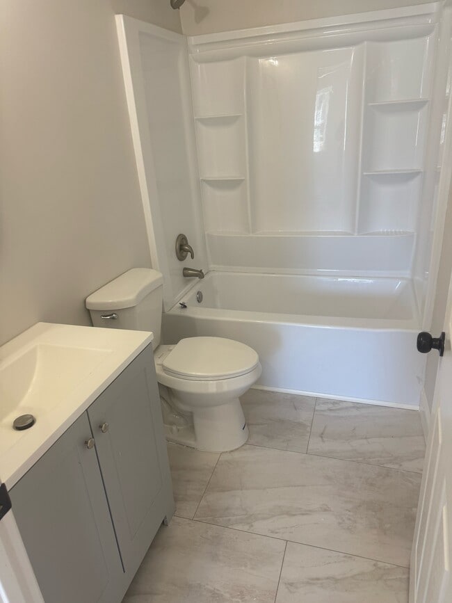 Photo - 400 E Hickory St