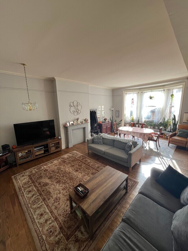 Photo - 2013 Walnut St