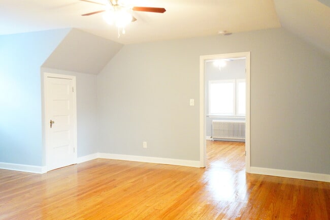 Building Photo - 807 Kennebec Ave Rental