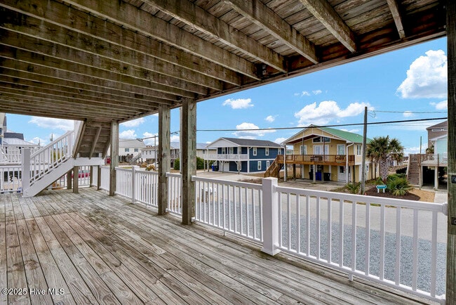 Photo - 1207 N Topsail Dr