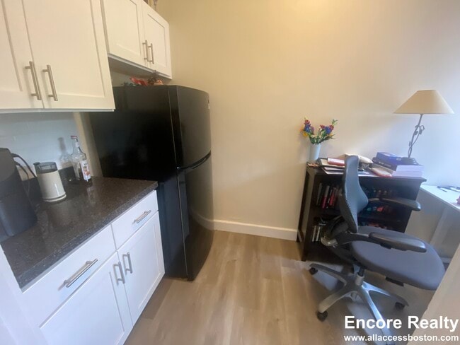 66 Chiswick Rd Unit 20