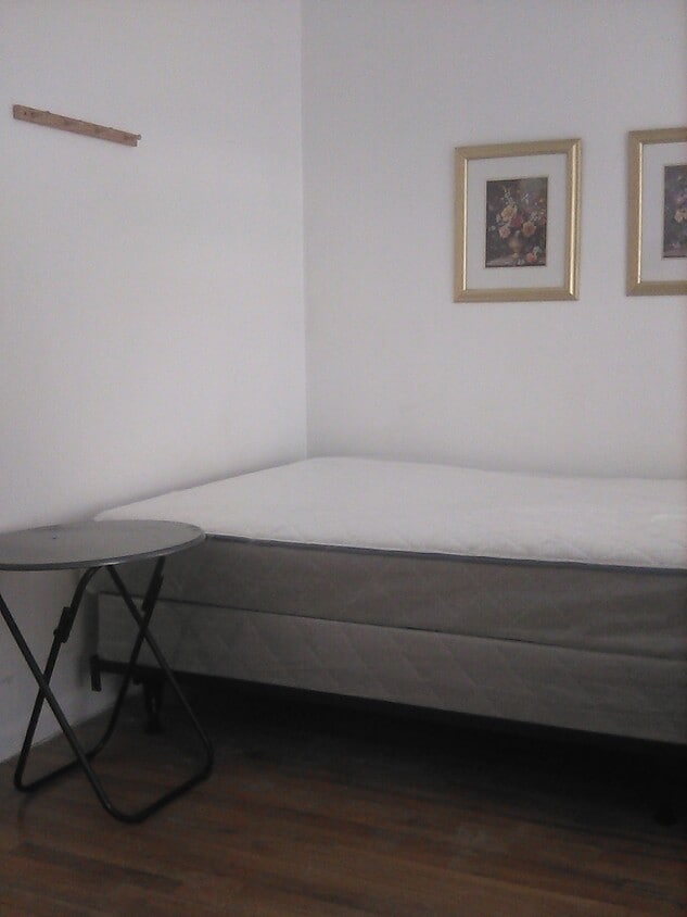 Private Room - 322 E 120th St (New York, NY)