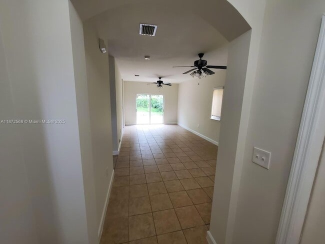 Photo - 2531 NE 41st Terrace
