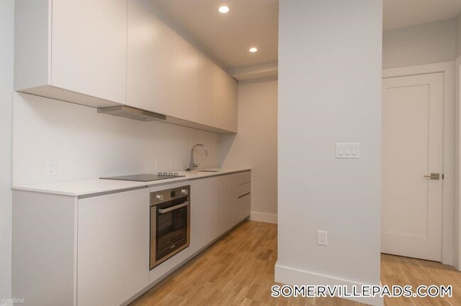 Photo - 136 Highland Ave Unit 11