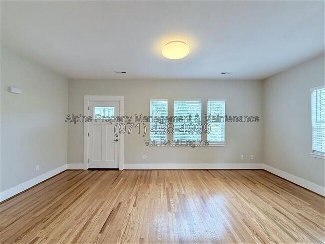Photo - 5004 SE 38th Ave