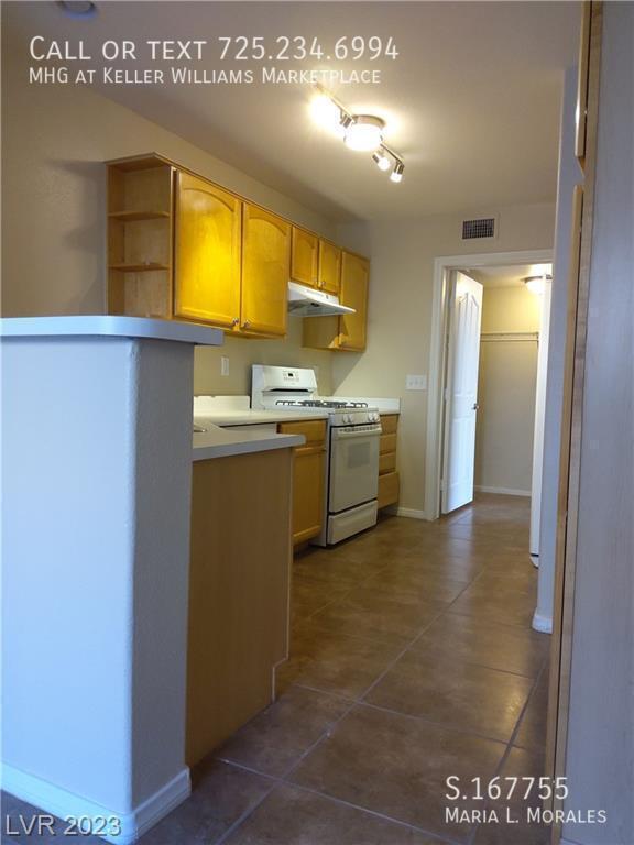 Photo - 202 Winterport St