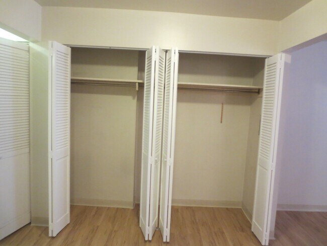 Photo - 6350 Forward Ave Unidad 21