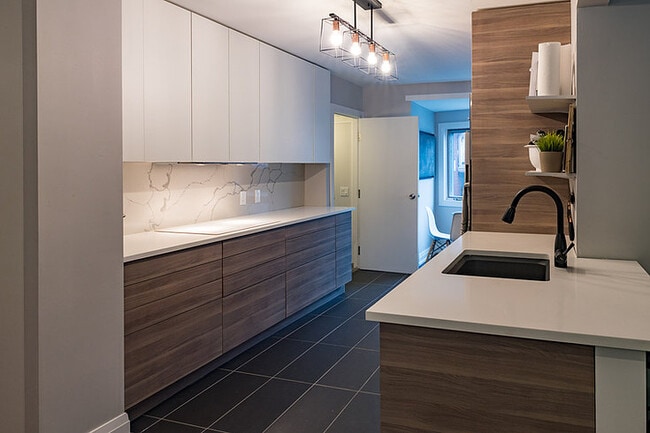 Building Photo - 53 Chippewa Ave Unit A