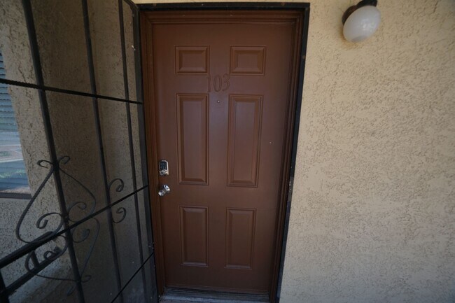 601 Cabrillo Cir Unit 103 - Bldg #1