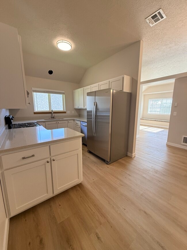 Photo - 5225 Springcrest Dr S