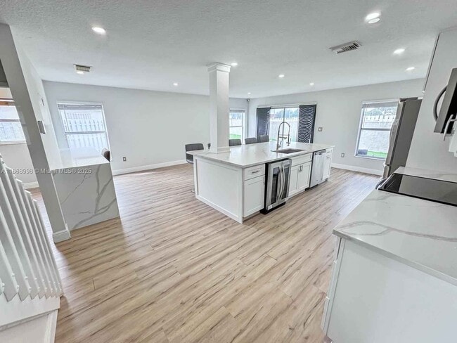 Photo - 1015 NW 125th Terrace