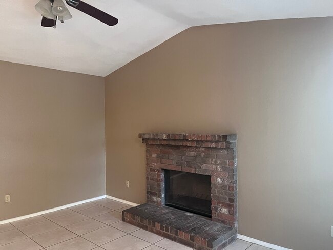 Photo - 312 Spring Branch Ln