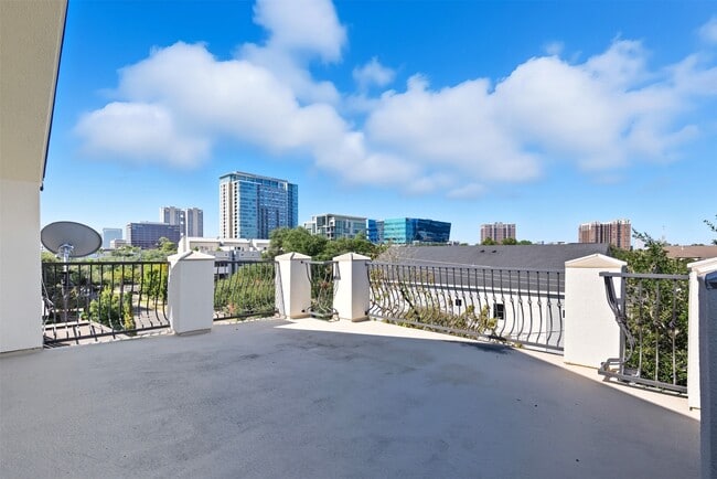 Photo - 1408 Rosedale St