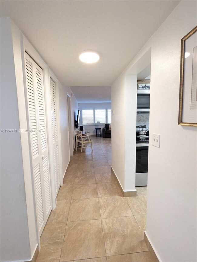 Photo - 330 SE 2nd St Unit 102E