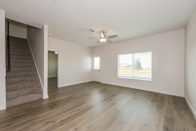 Photo - 1324 Tilton Dr