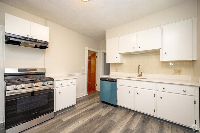 Building Photo - 12 Grandview St Unit 1 Rental